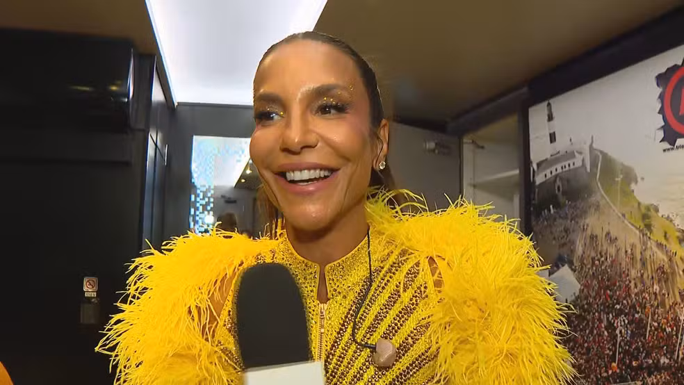 Ivete Sangalo reúne multidão em estreia no carnaval de rua de SP: 'Cidade que sempre me acolheu'; veja looks dos famosos 1 gnews ivete frame 73182